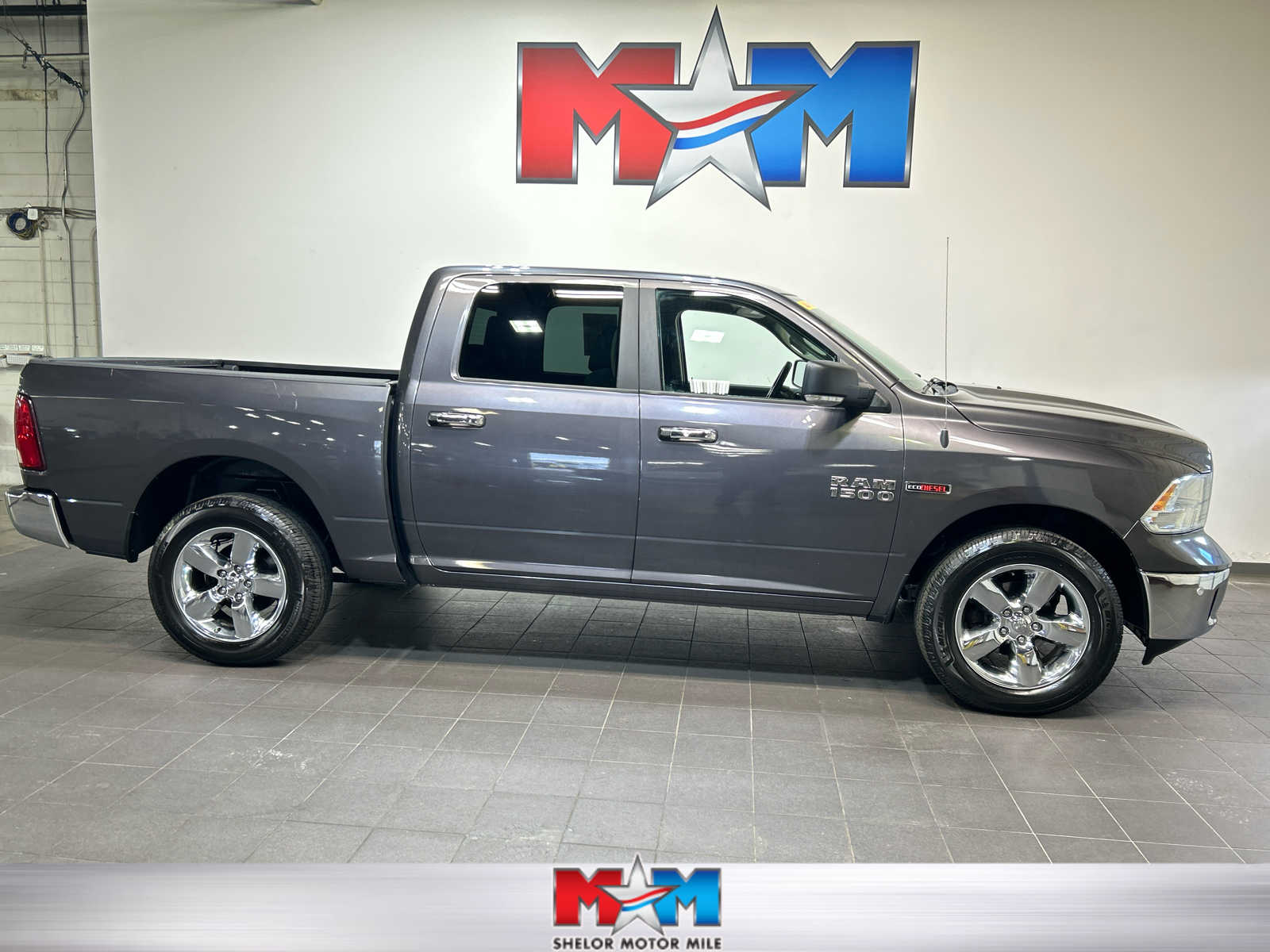 2016 RAM 1500 Big Horn 4x4 Crew Cab 5'7's photo