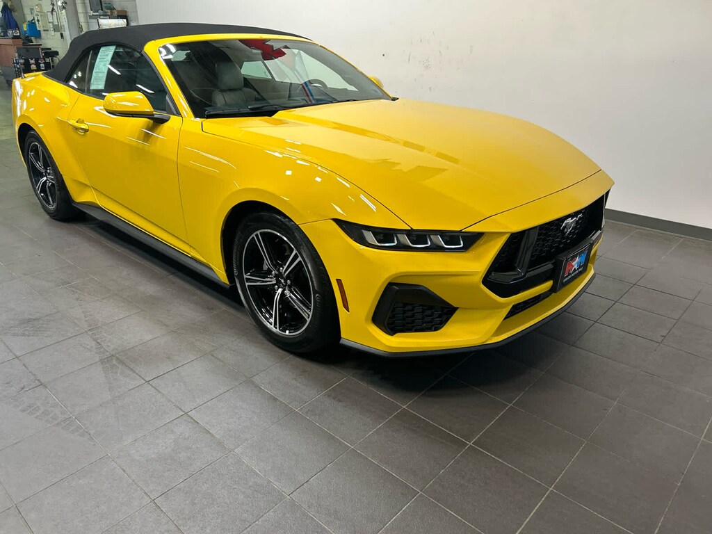 Used 2024 Ford Mustang Convertible