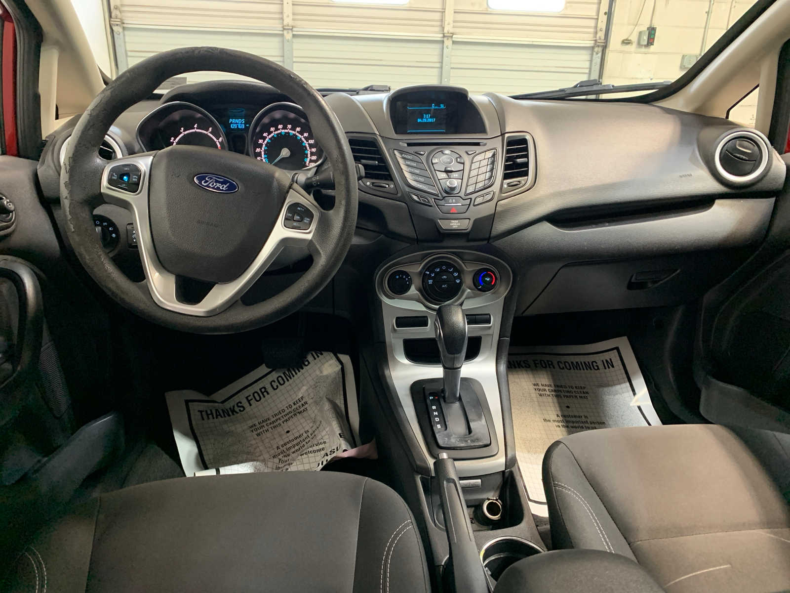 2017 Ford Fiesta SE photo 3