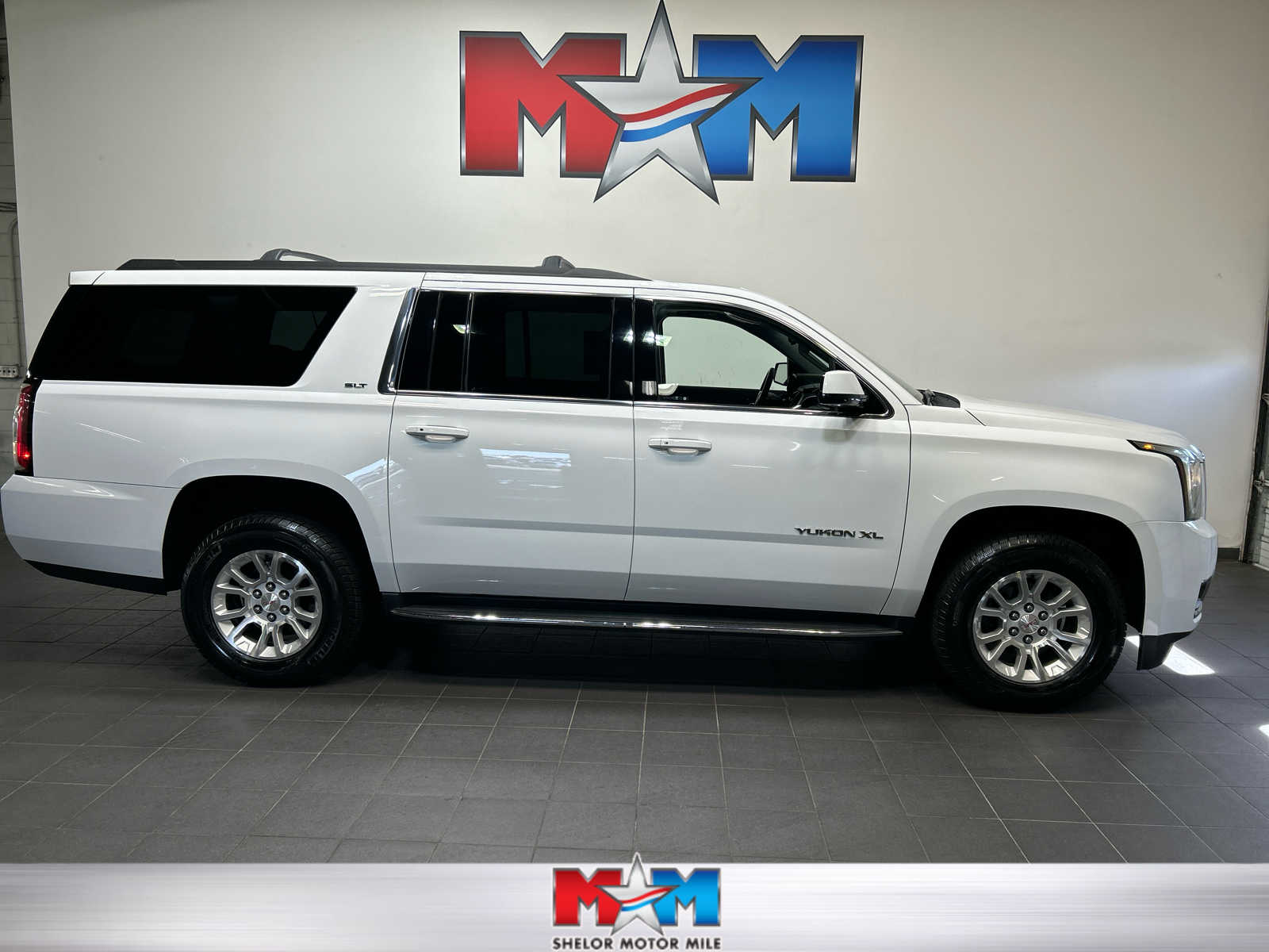 2019 GMC Yukon 4WD SLT's photo