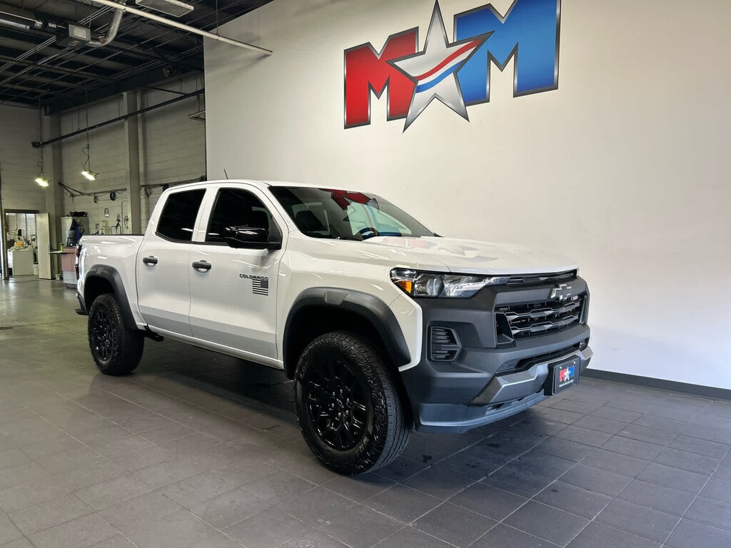 Used 2024 Chevrolet Colorado Trail Boss Truck Crew Cab