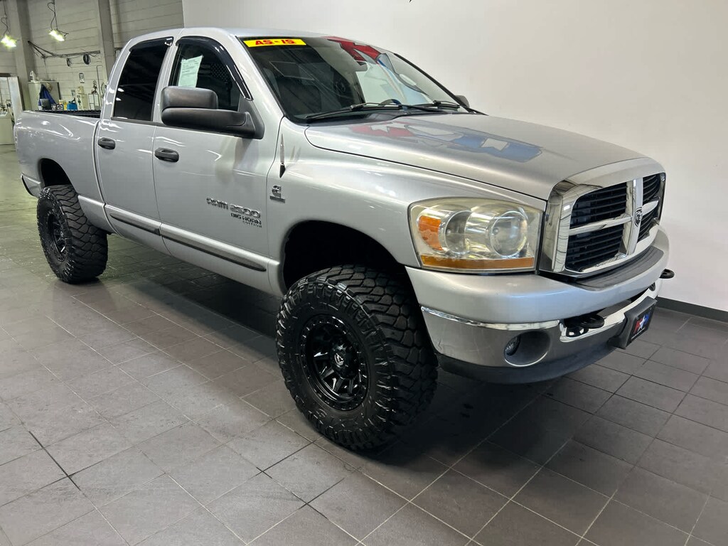 Used 2006 Dodge Ram 2500 SLT/TRX4 Off Road/Sport/Power Wagon Truck Quad Cab