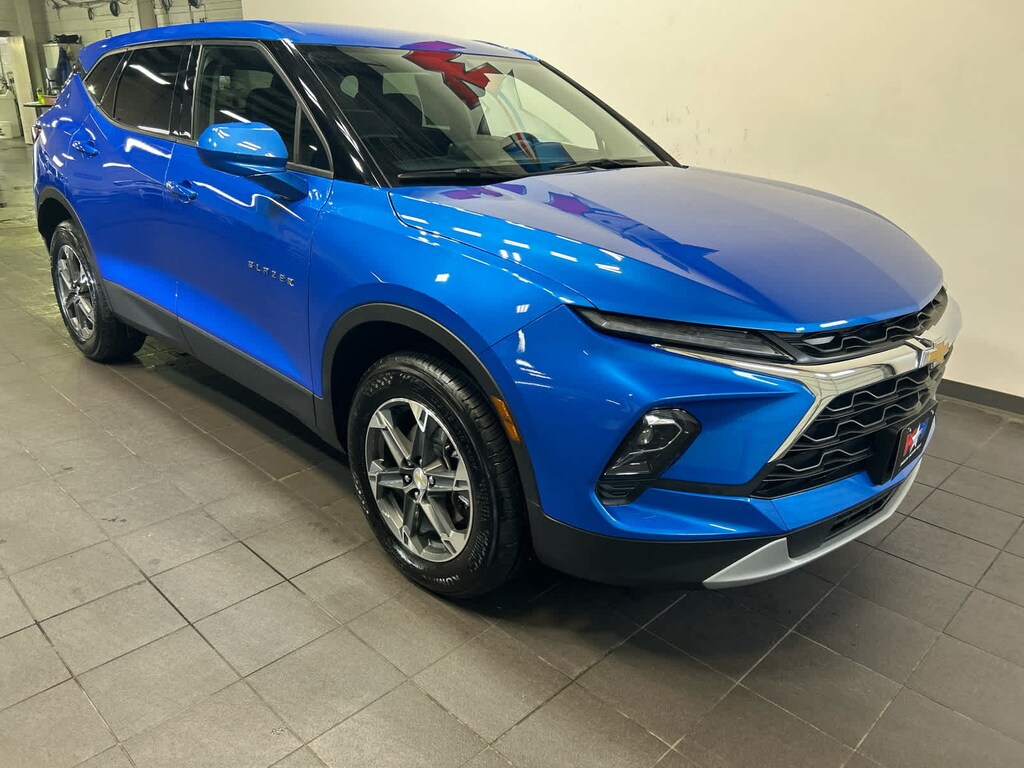 Used 2025 Chevrolet Blazer LT w/2LT SUV