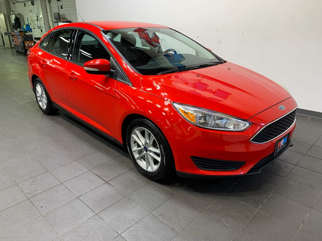 Used 2016 Ford Focus SE Sedan