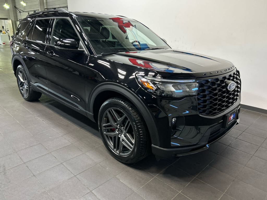 Used 2025 Ford Explorer ST-Line SUV