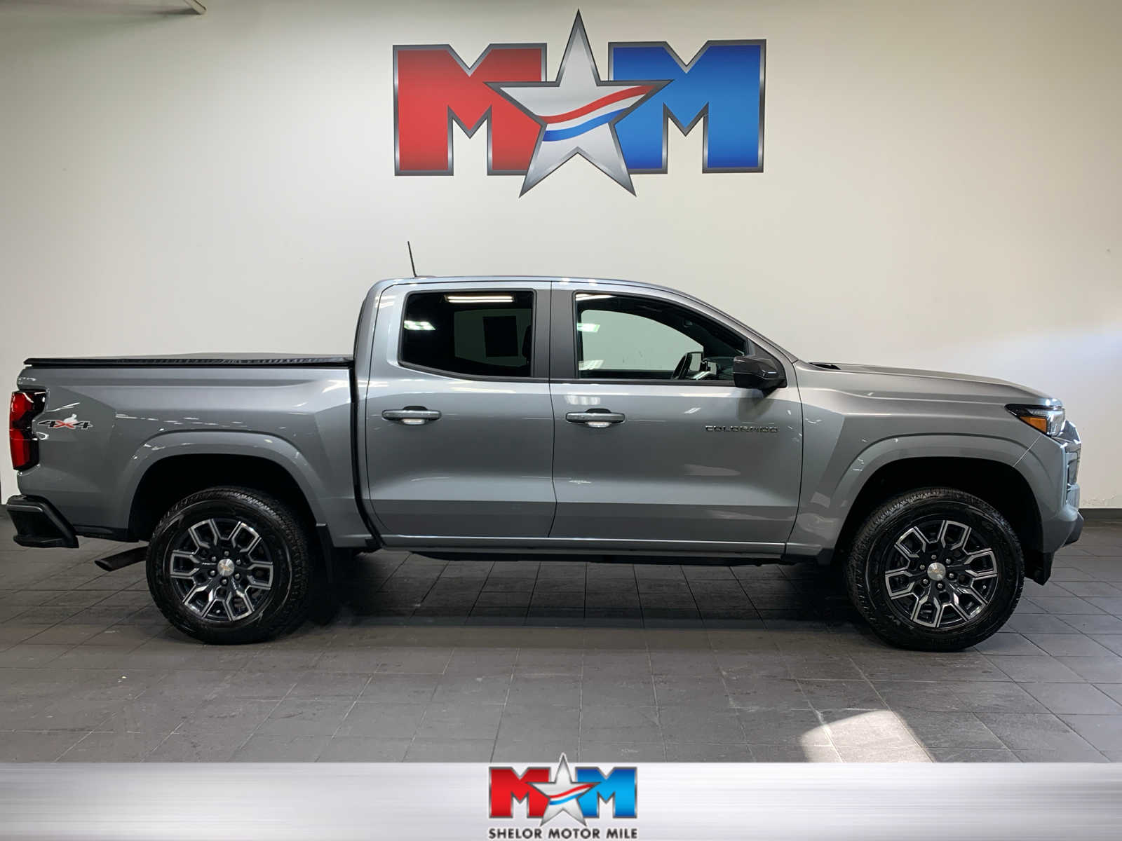 2024 Chevrolet Colorado Truck Crew Cab 