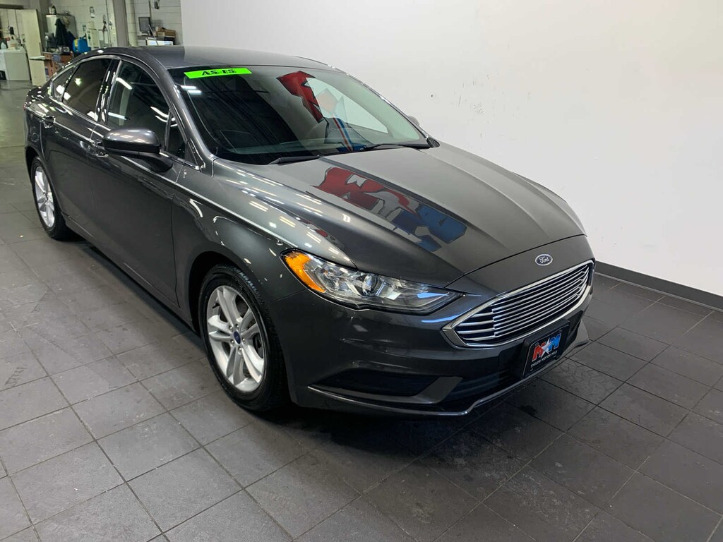 Used 2018 Ford Fusion SE Sedan