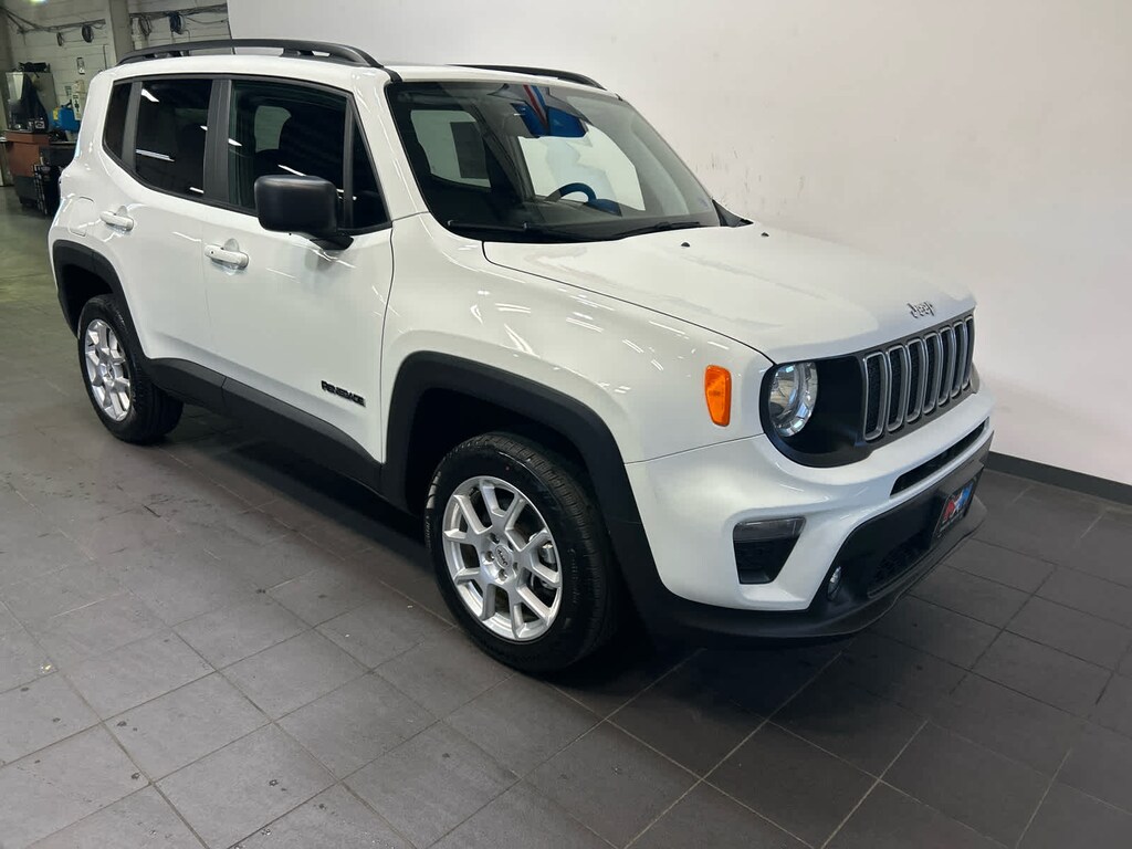 Used 2022 Jeep Renegade Latitude SUV