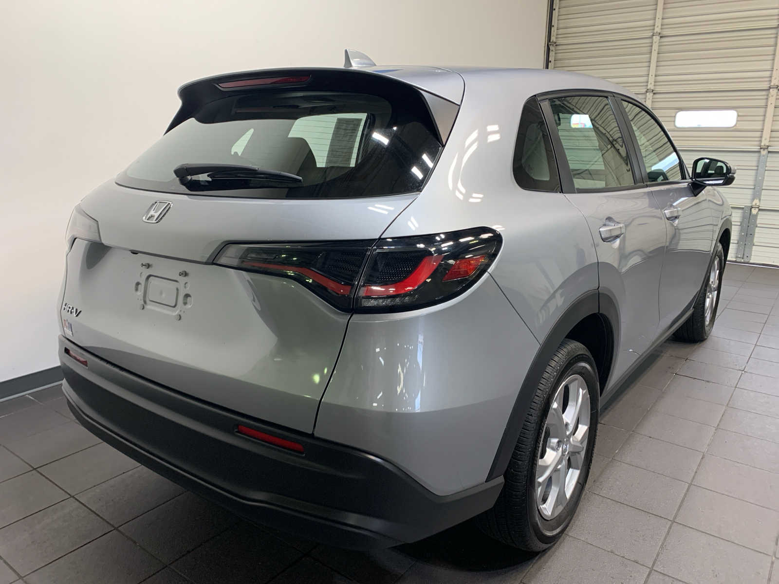 2025 Honda HR-V LX photo 3