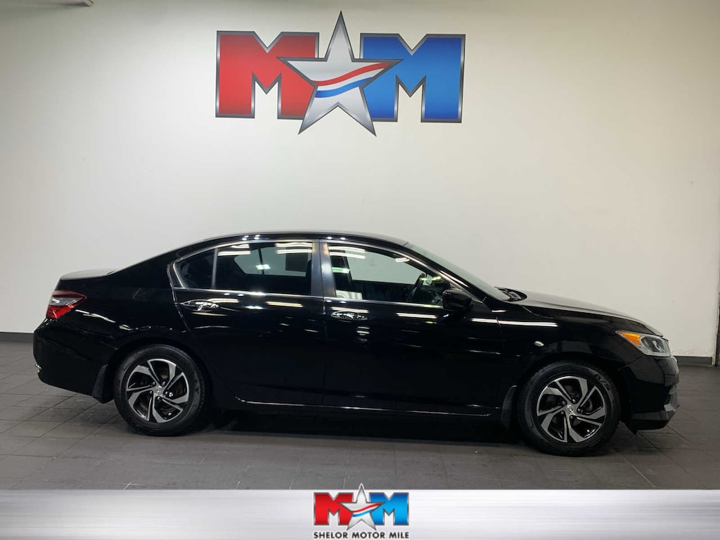 Used 2017 Honda Accord LX Sedan