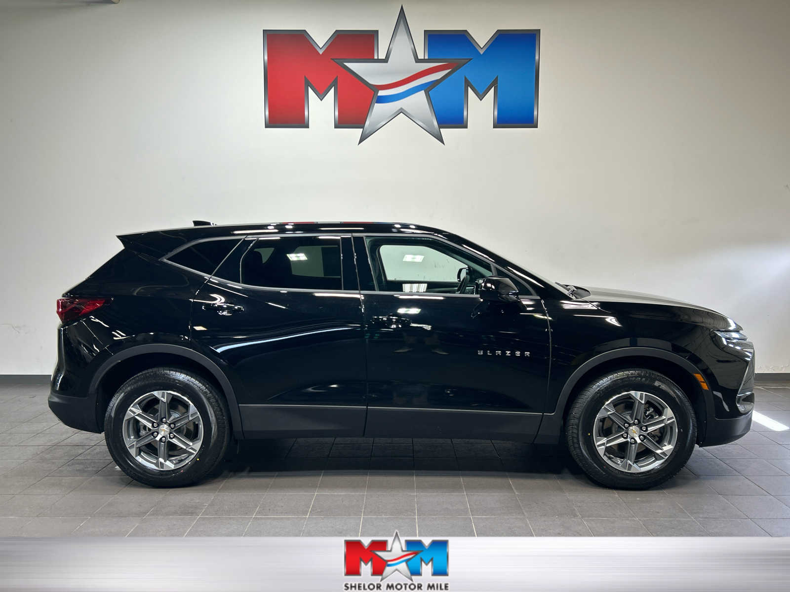 2025 Chevrolet Blazer 2.0T 2LT AWD's photo