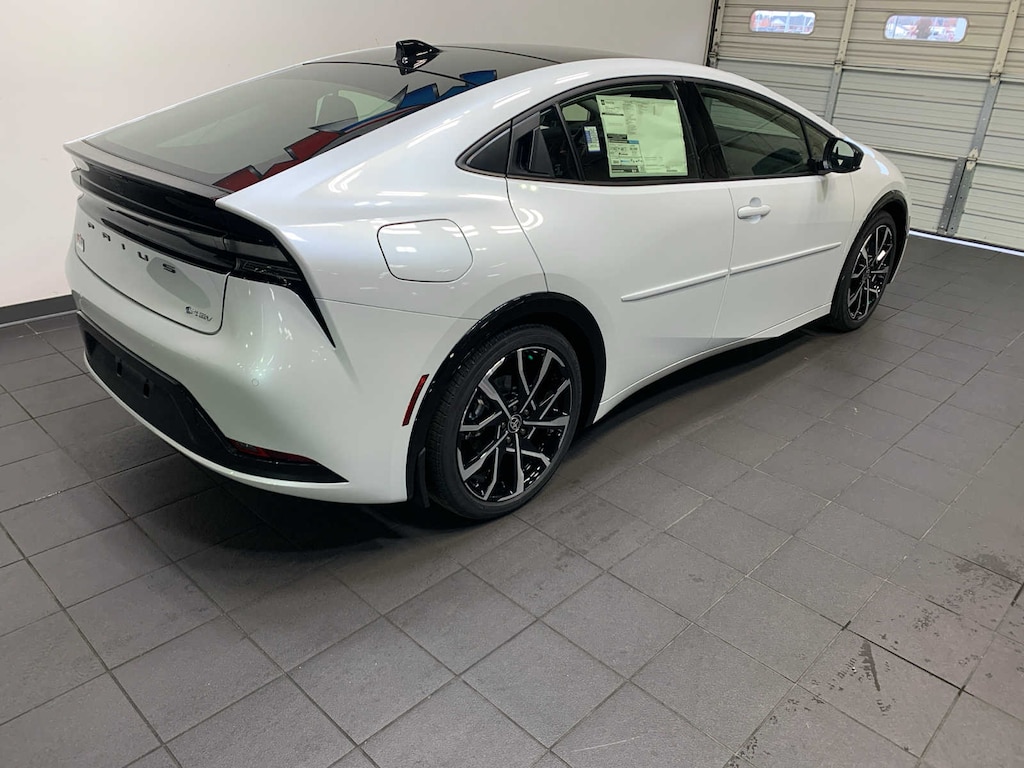 New 2026 Toyota Prius Plug-in Hybrid XSE Hatchback