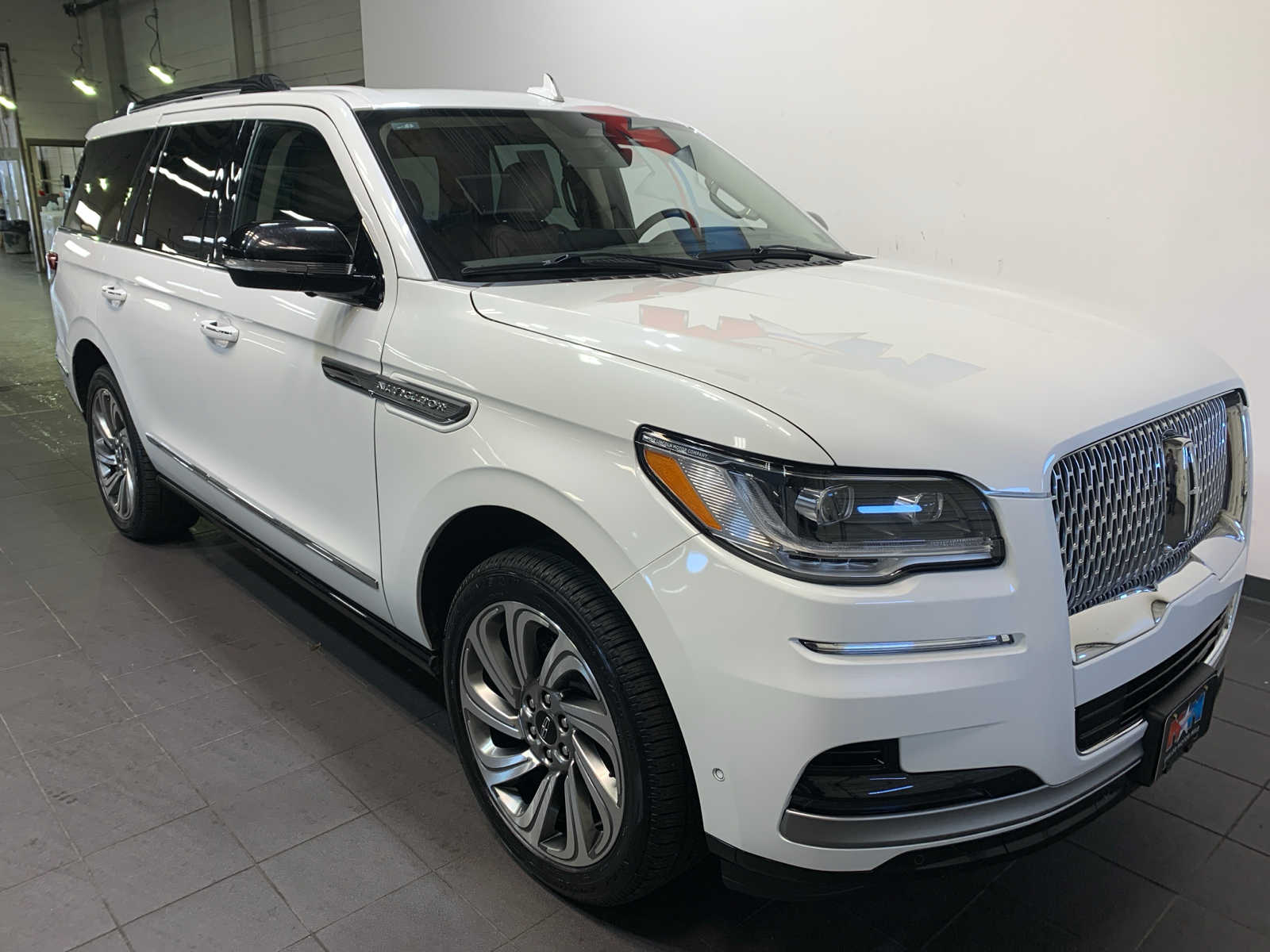 2023 Lincoln Navigator Reserve photo 2