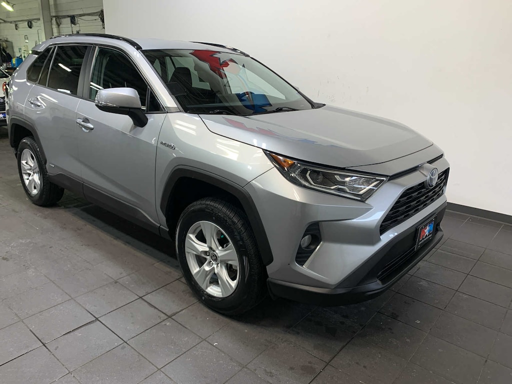 Used 2021 Toyota RAV4 Hybrid XLE SUV