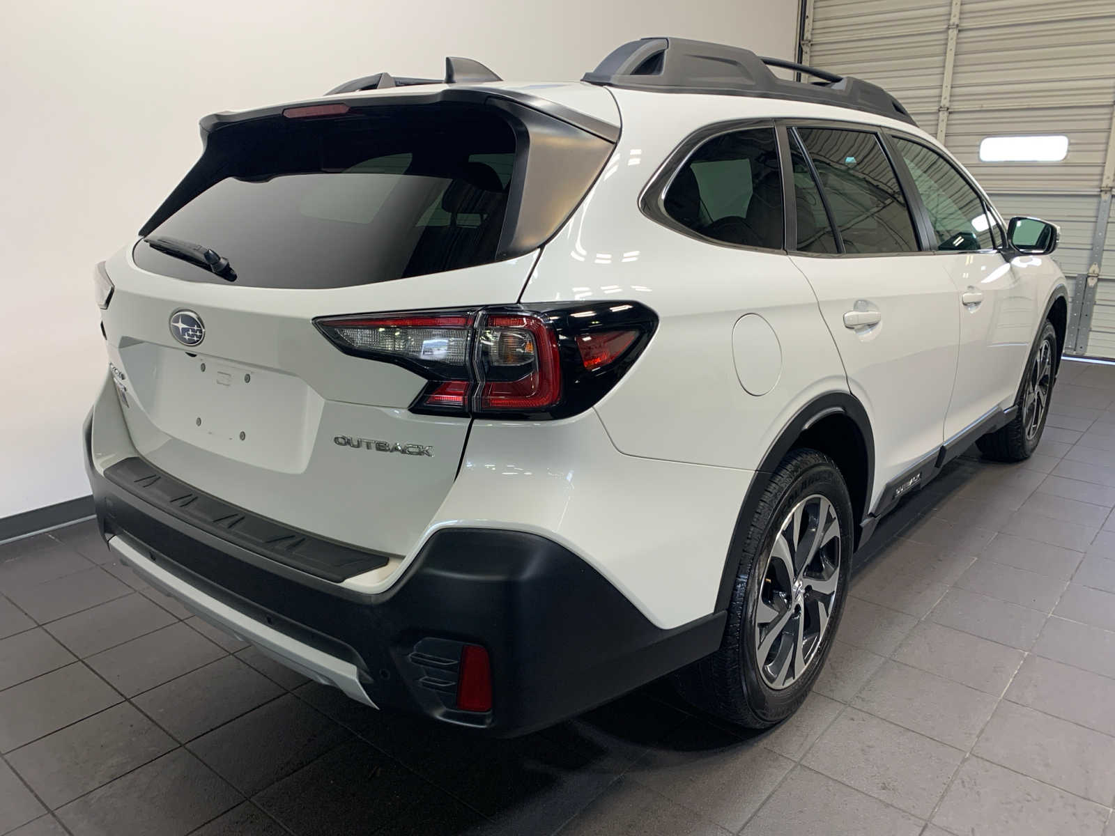 2021 Subaru Outback Limited photo 3