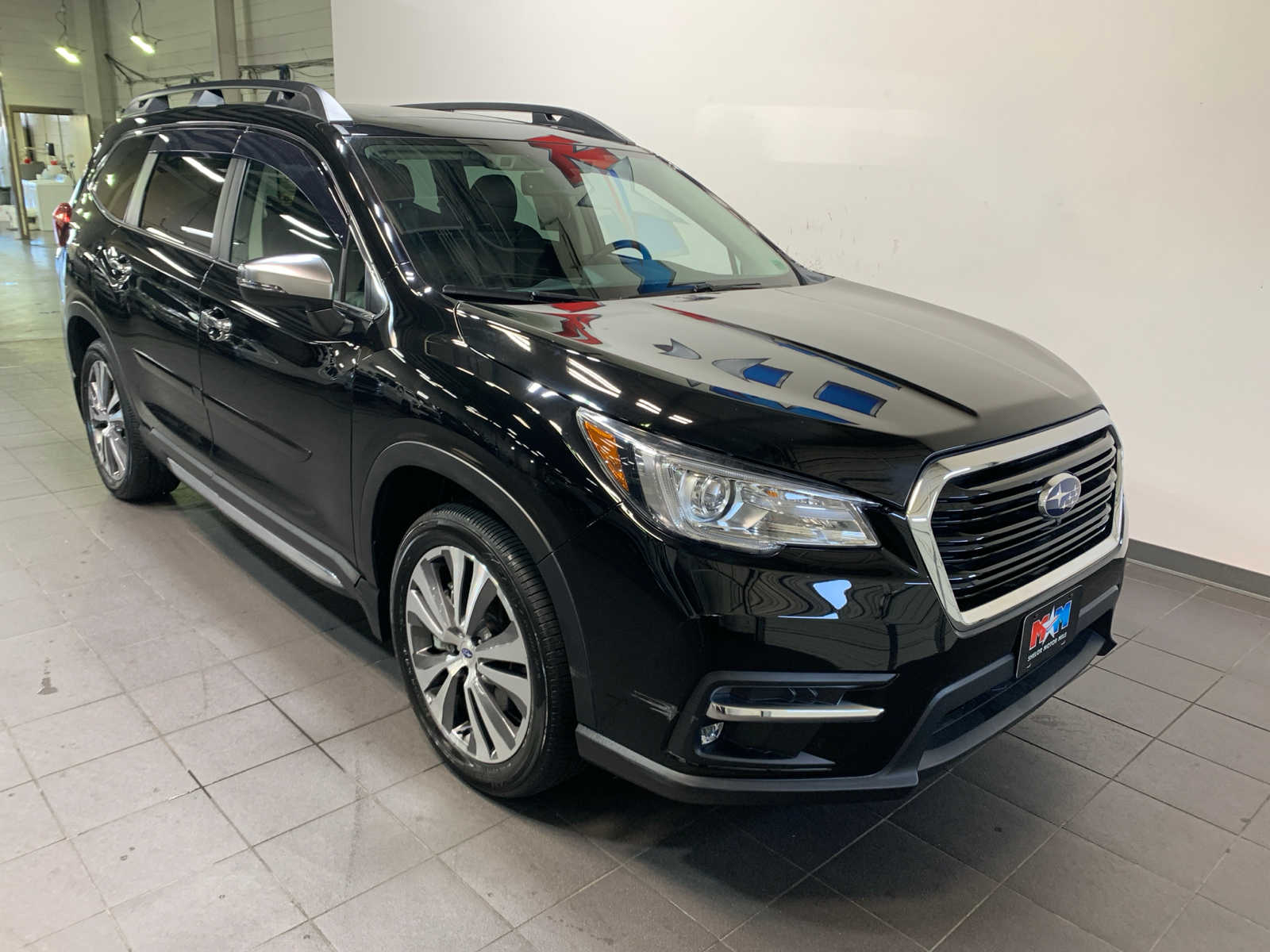 2022 Subaru Ascent Touring photo 2