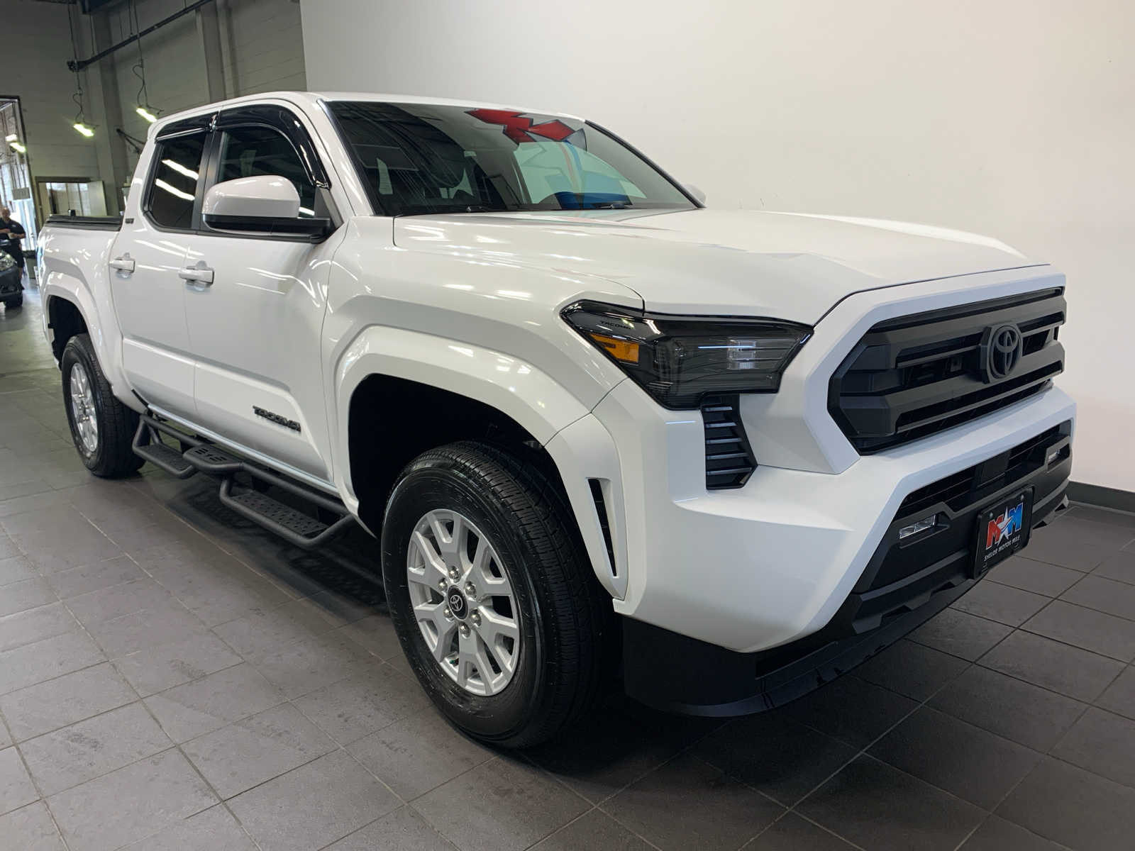 2025 Toyota Tacoma SR5 Double Cab photo 2