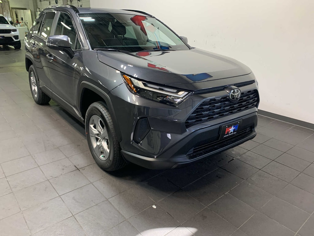 New 2025 Toyota RAV4 XLE SUV