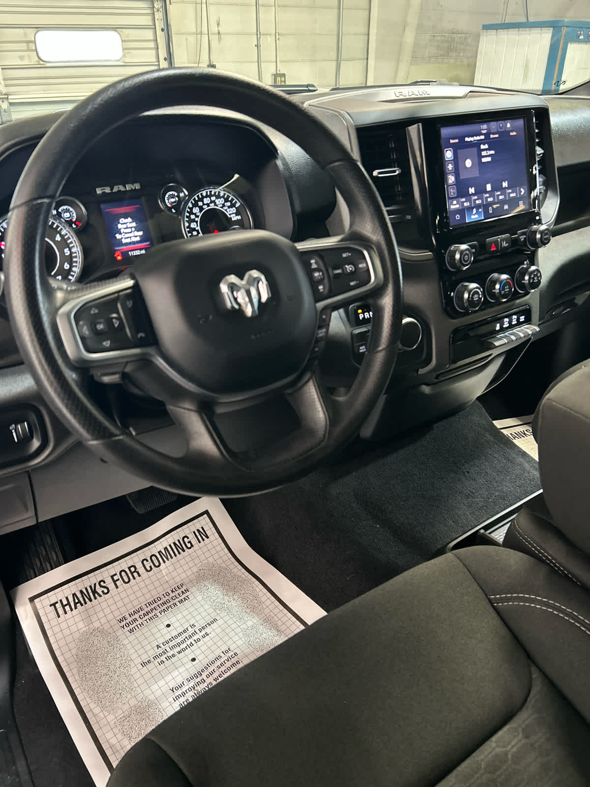2025 RAM Ram 1500 Pickup Tradesman - Photo 9