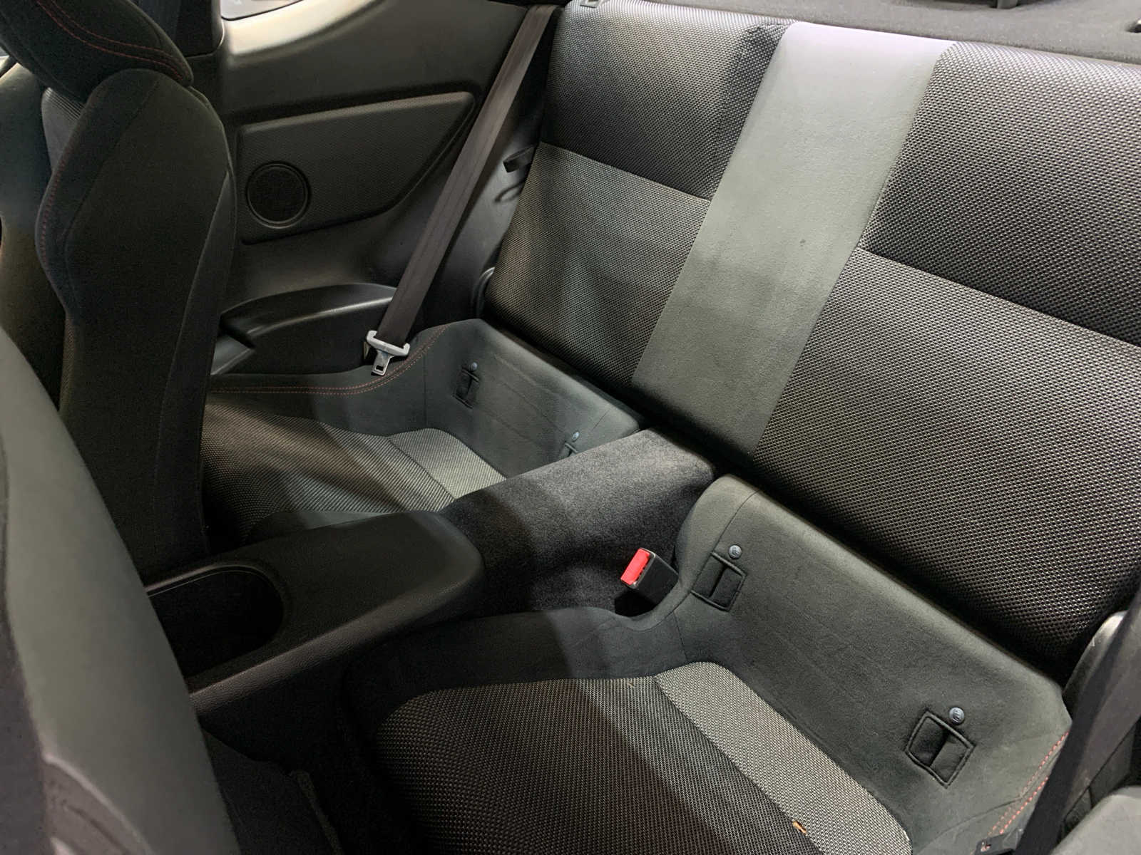 2016 Subaru BRZ Premium photo 2