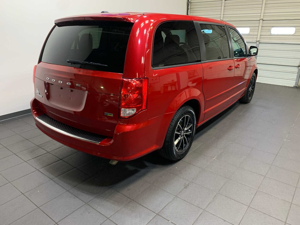 Used 2016 Dodge Grand Caravan R/T Van