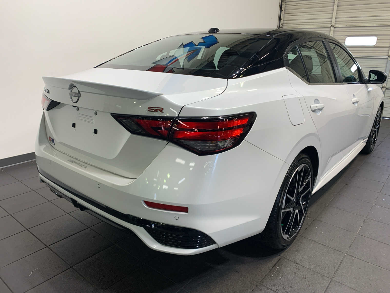 2024 Nissan Sentra SR photo 3