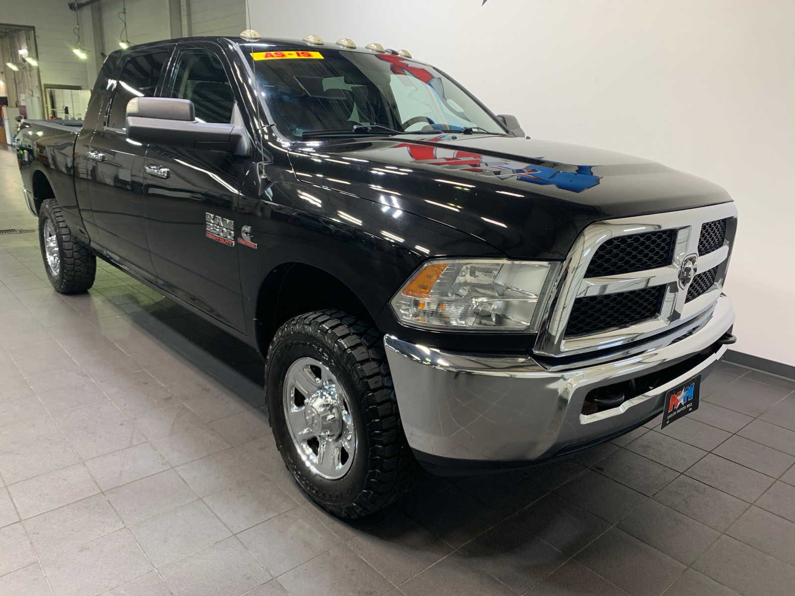 2016 Ram 3500 SLT photo 2