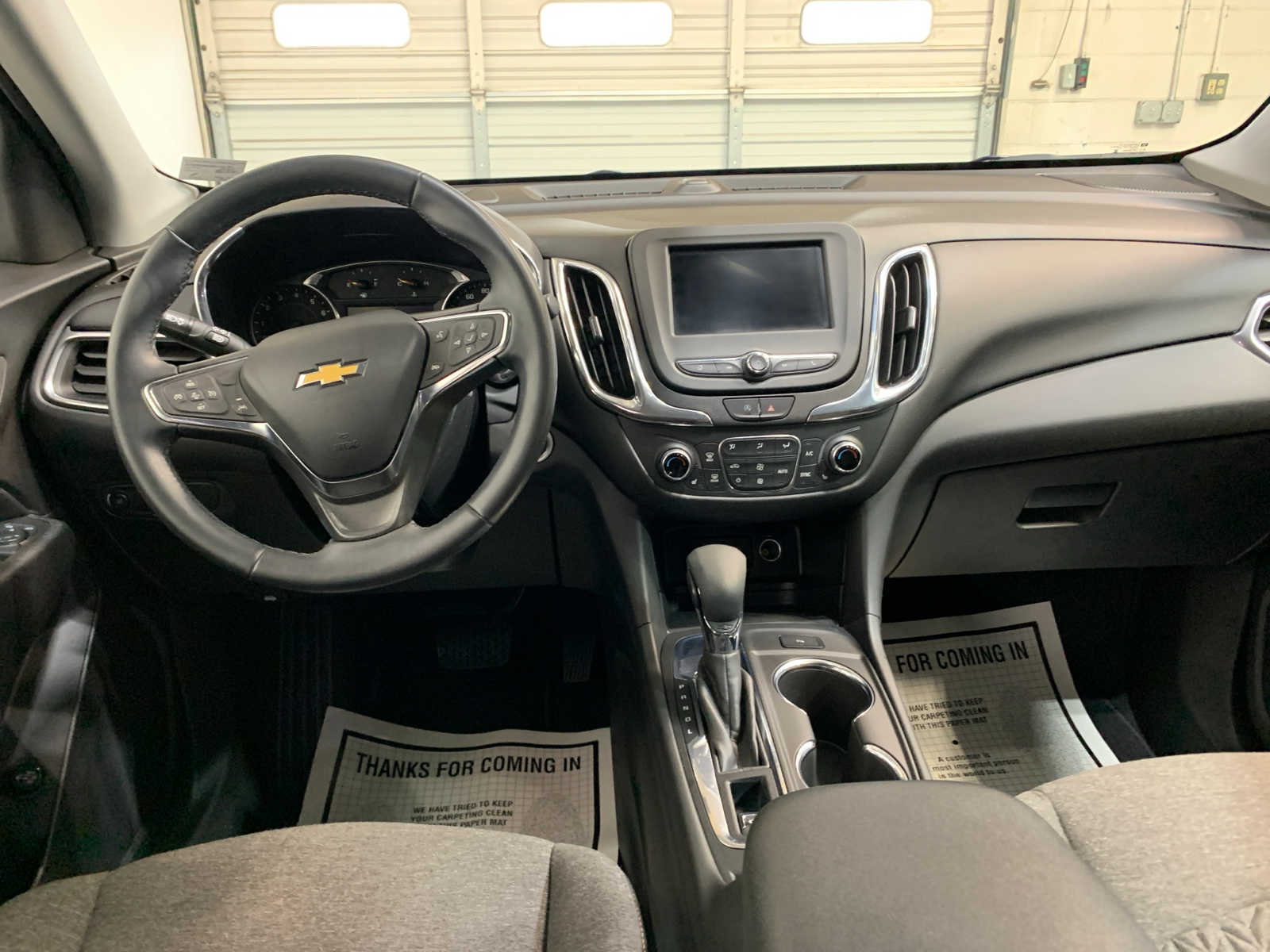 2024 Chevrolet Equinox LT photo 4