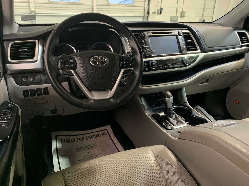 Used 2019 Toyota Highlander Limited V6 SUV