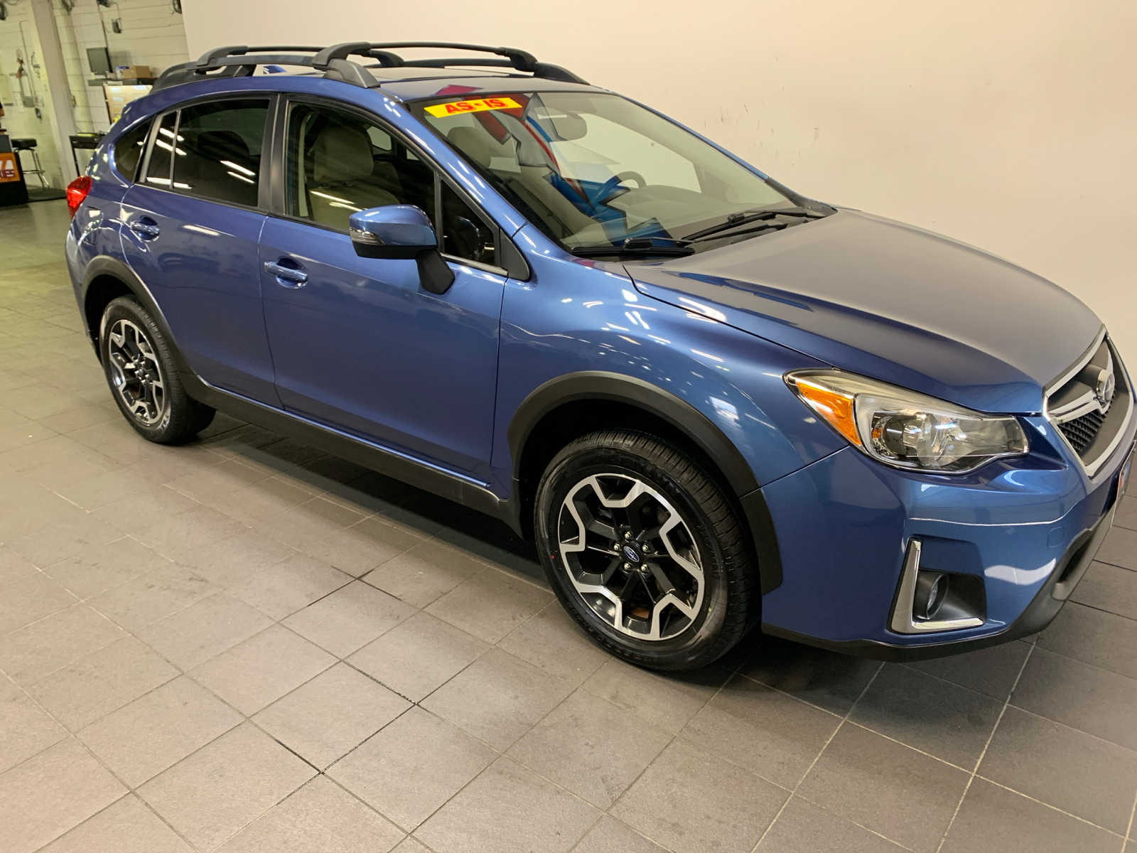 2016 Subaru Crosstrek Limited photo 2