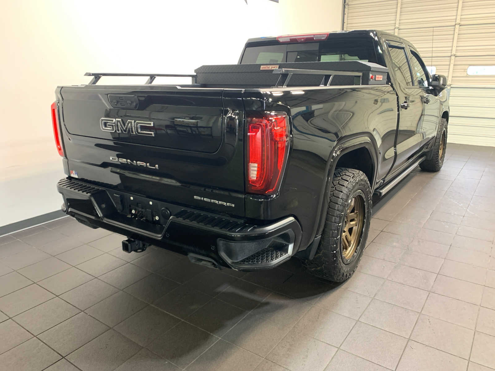 2023 Gmc Sierra 1500 Denali photo 3