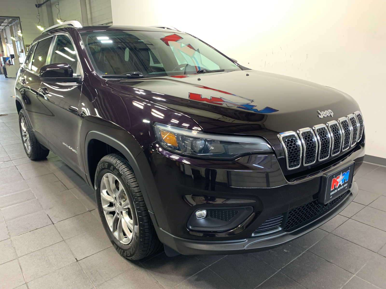2021 Jeep Cherokee Latitude photo 2