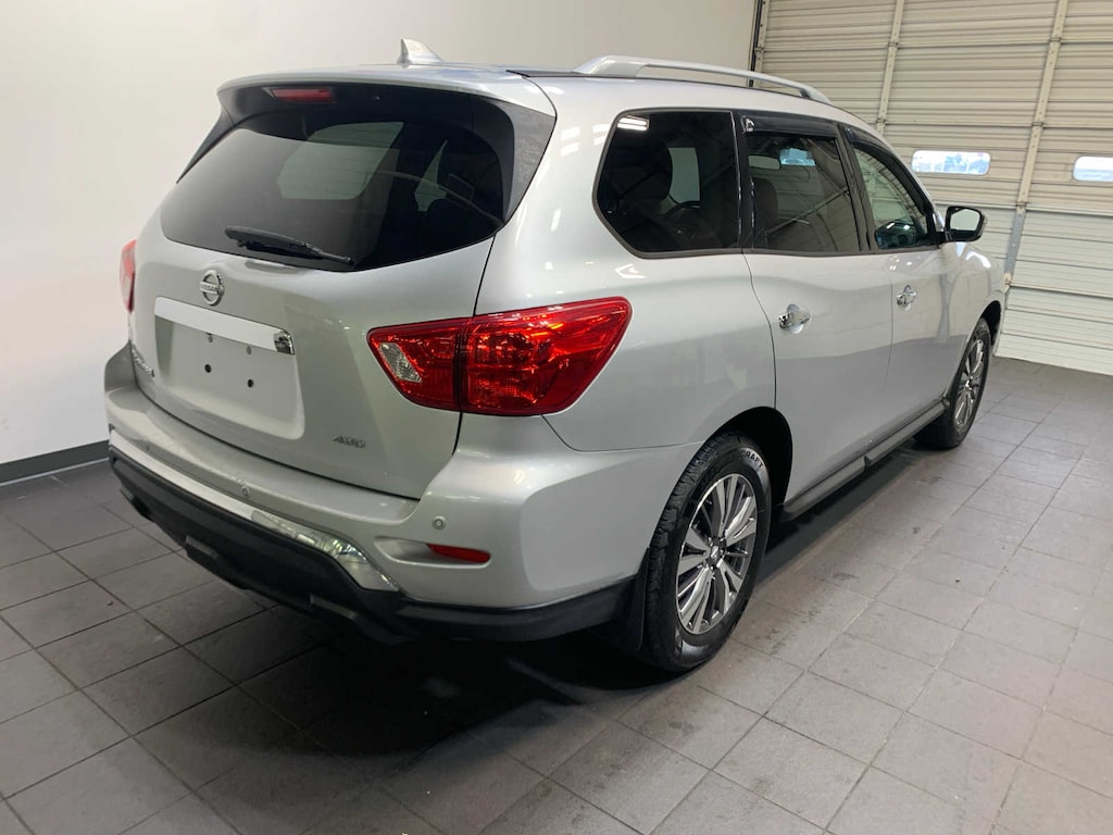Used 2019 Nissan Pathfinder S SUV