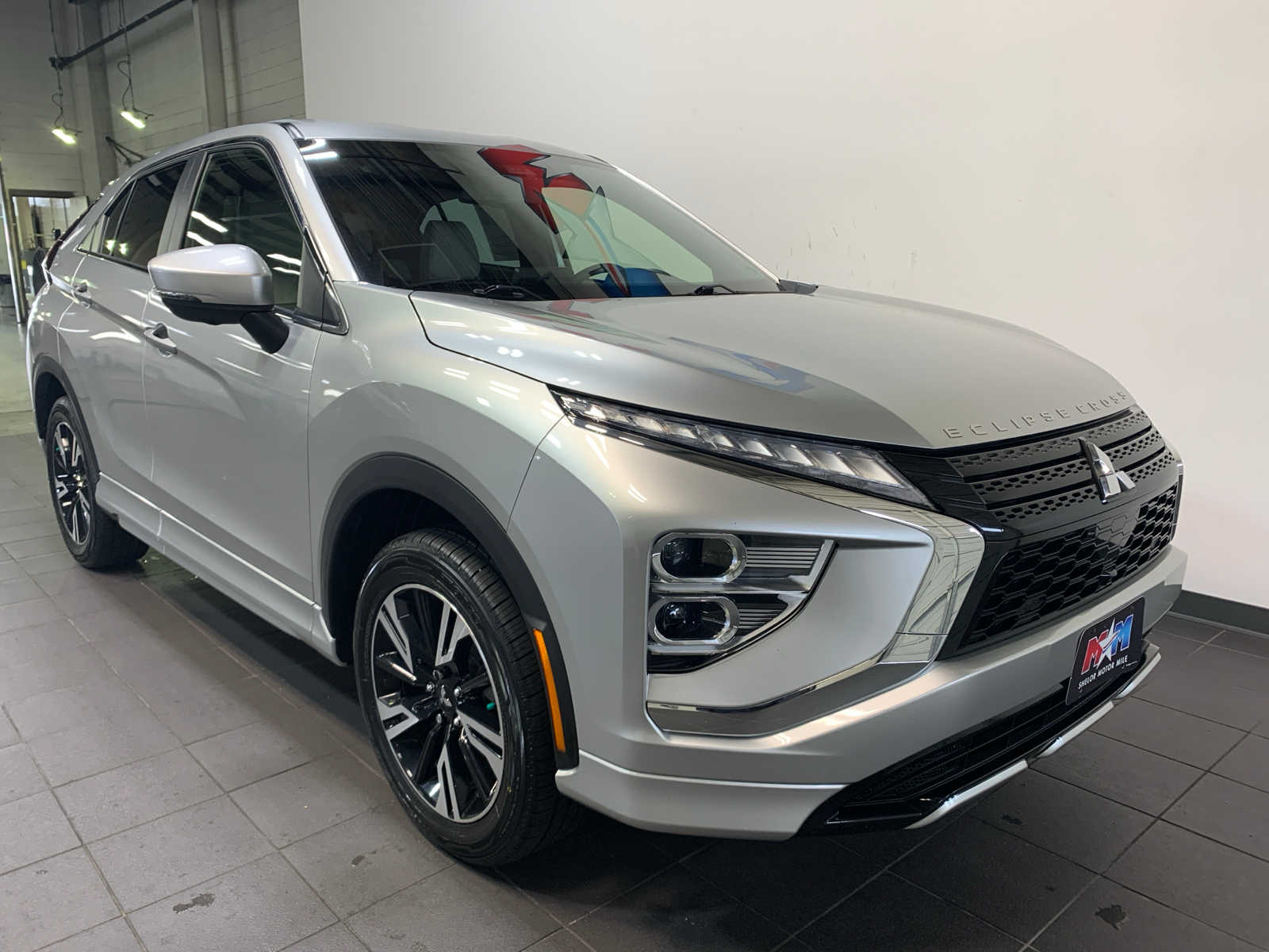 2024 Mitsubishi Eclipse Cross SEL photo 2