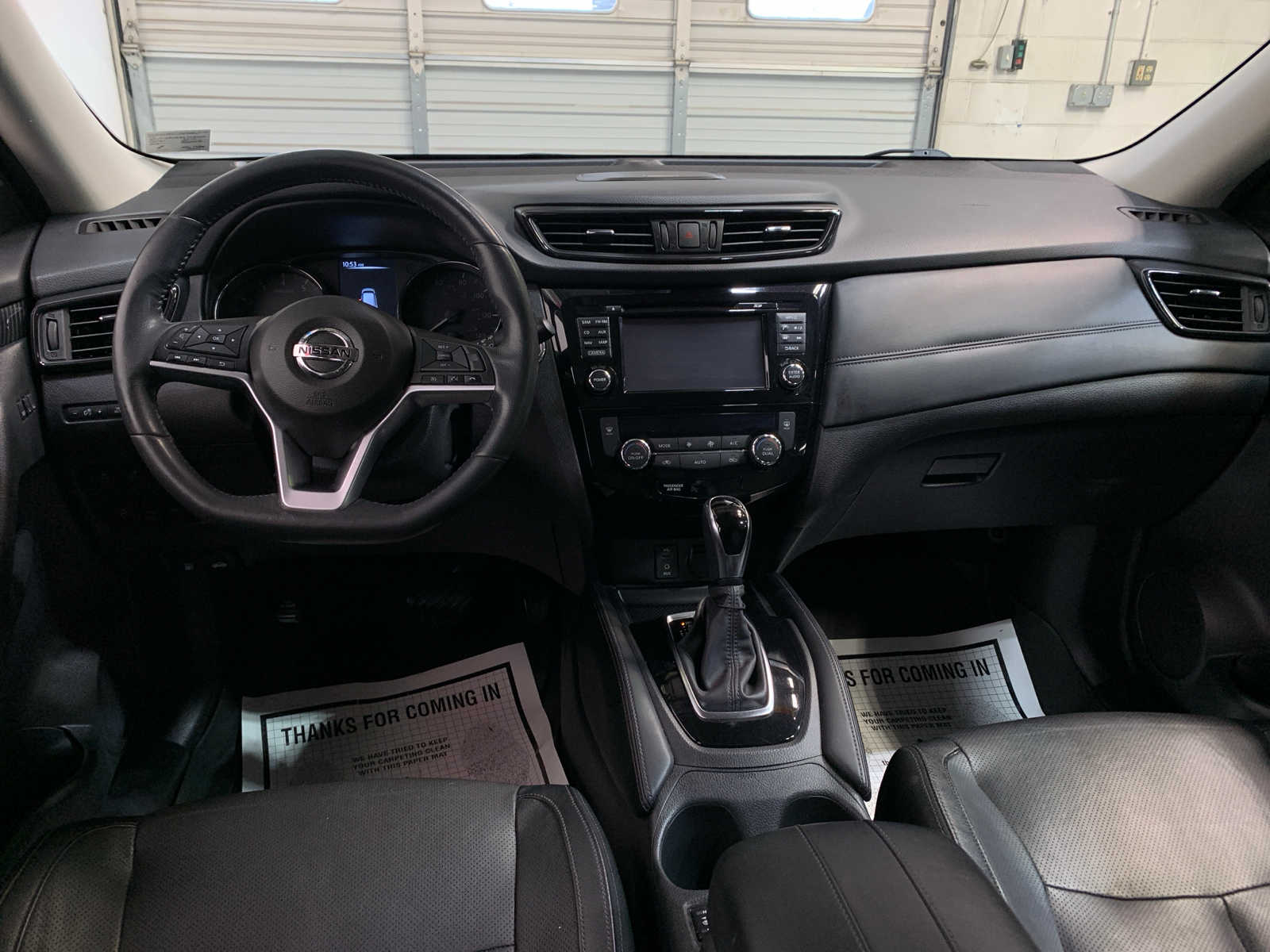 2017 Nissan Rogue SL photo 4