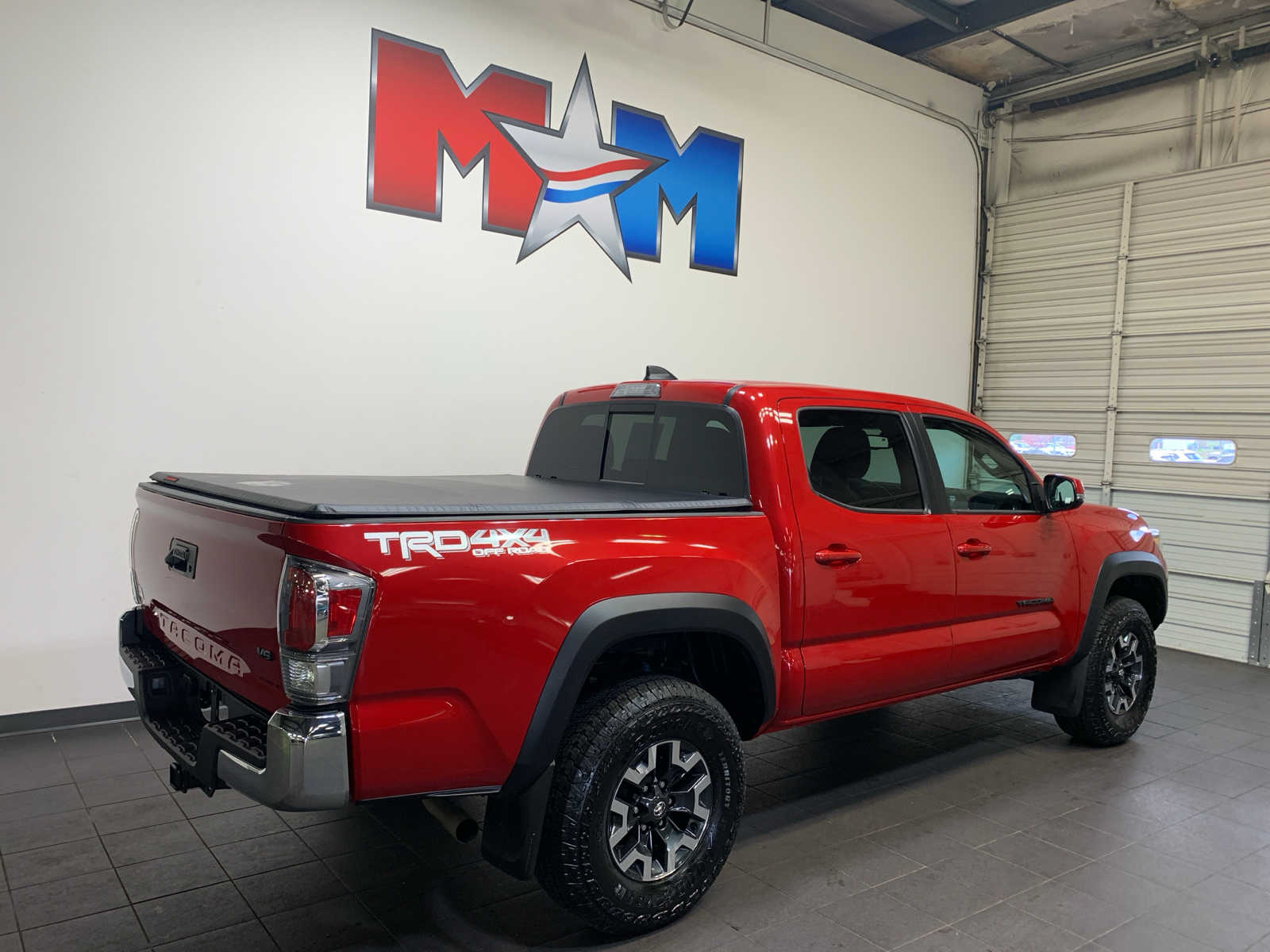 2023 Toyota Tacoma TRD Double Cab V6 photo 3