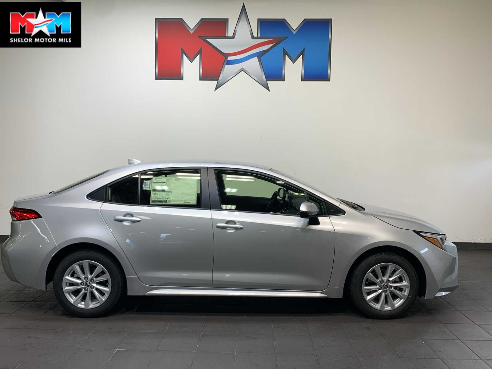 2026 Toyota Corolla LE's photo