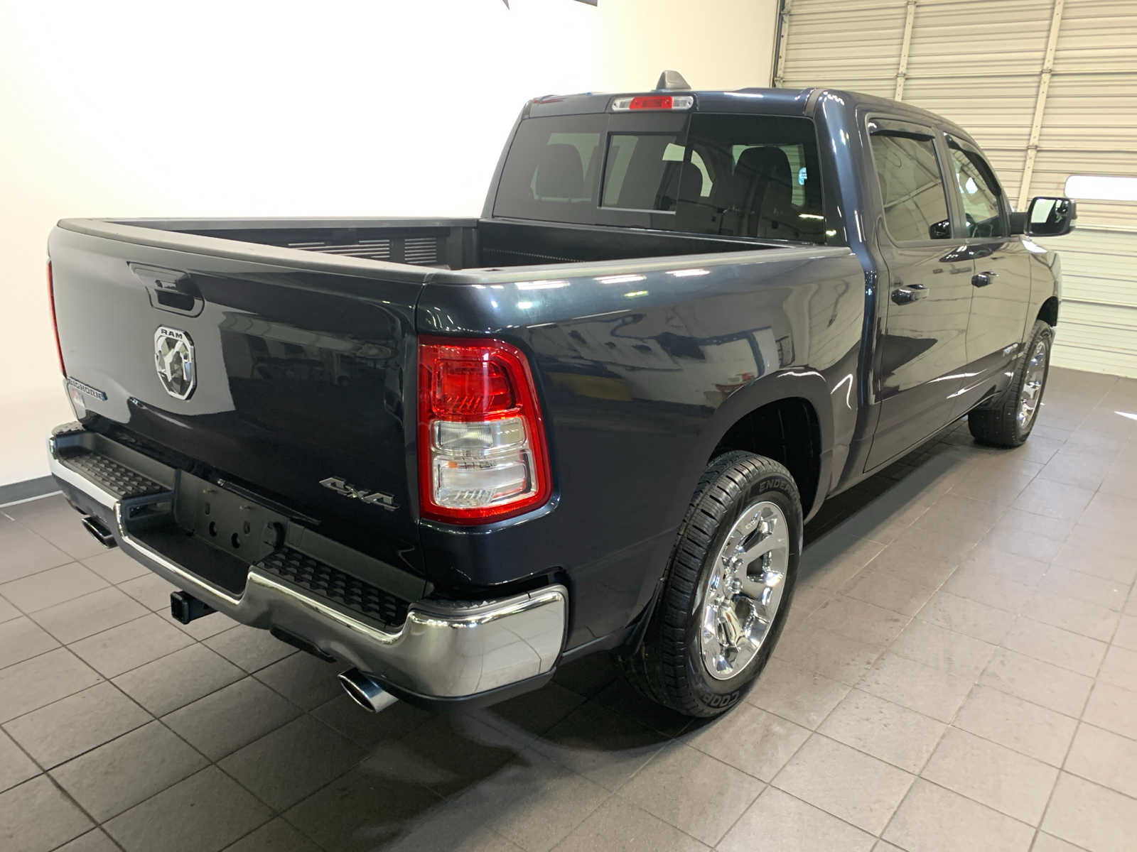 2021 Ram 1500 Big Horn Lone Star photo 3
