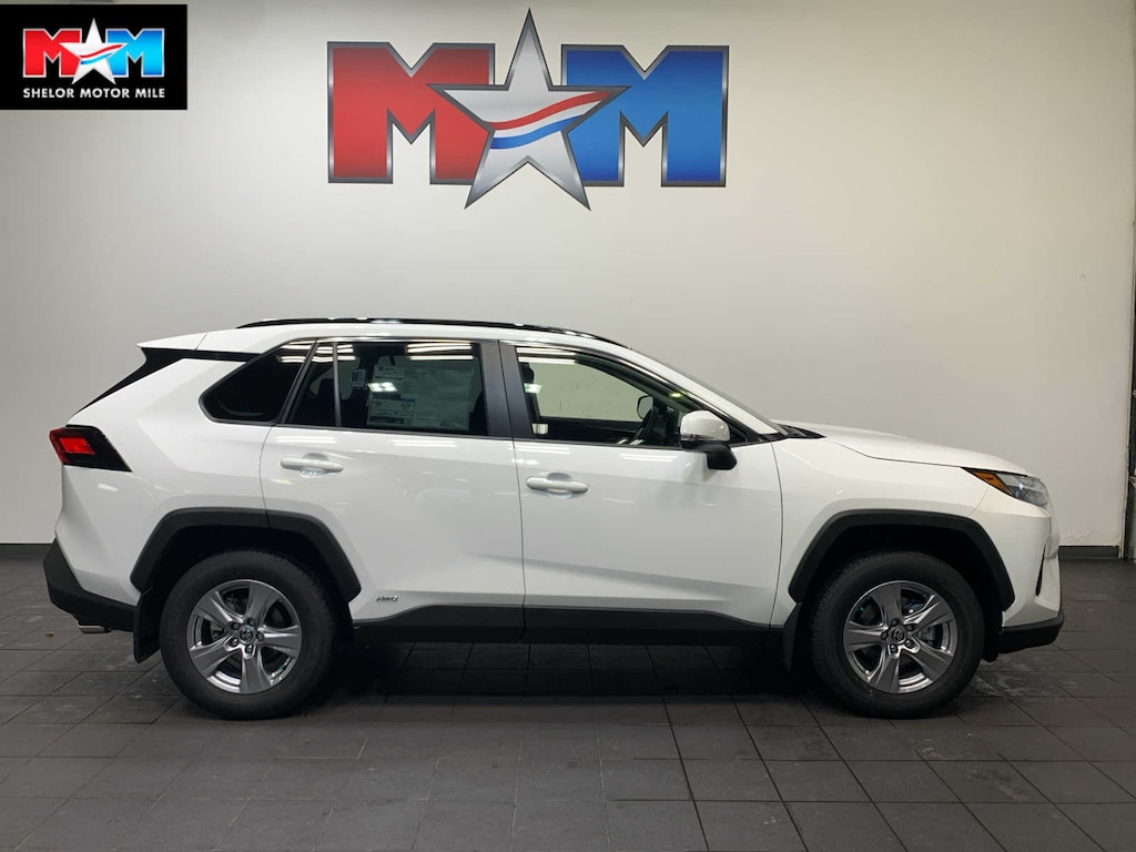 New 2025 Toyota RAV4 Hybrid XLE SUV