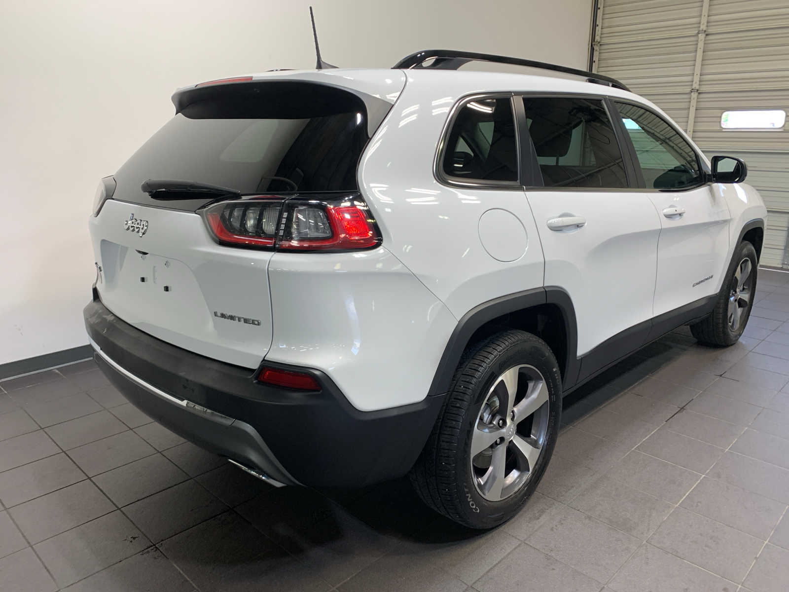 2022 Jeep Cherokee Limited photo 3