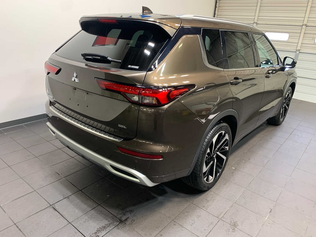 Used 2022 Mitsubishi Outlander SEL CUV