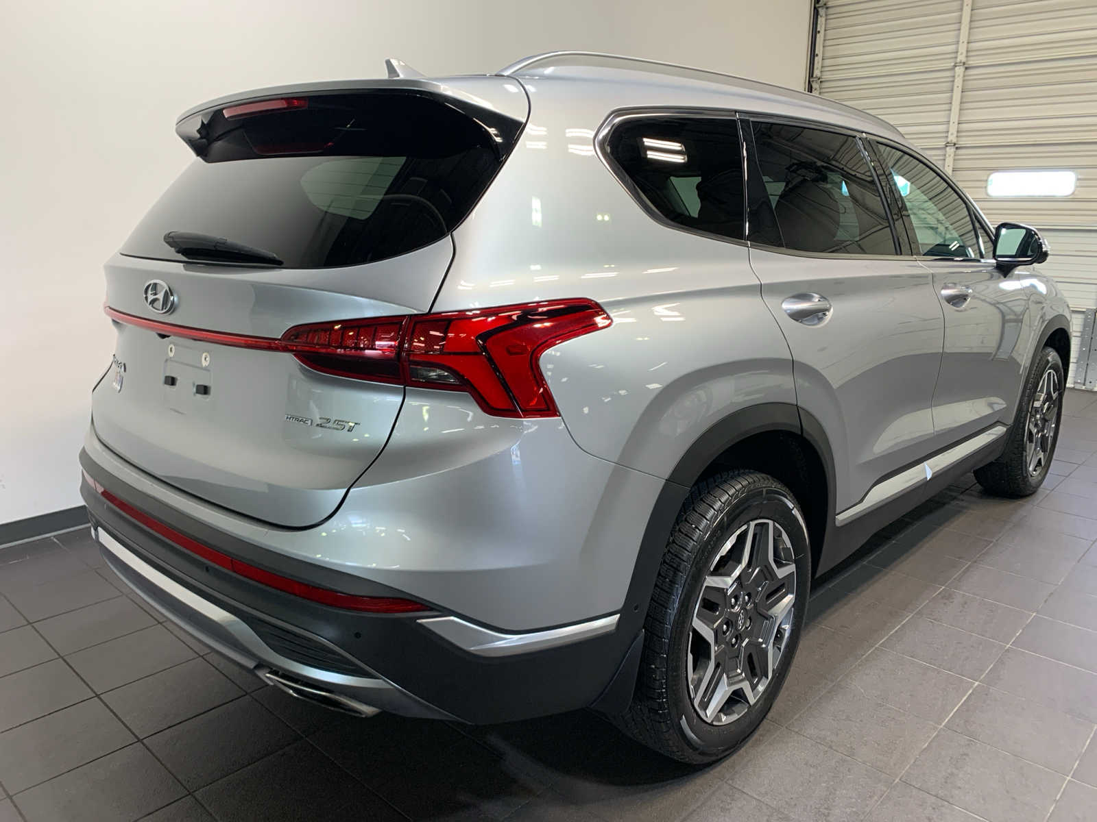 2022 Hyundai Santa Fe Limited photo 3