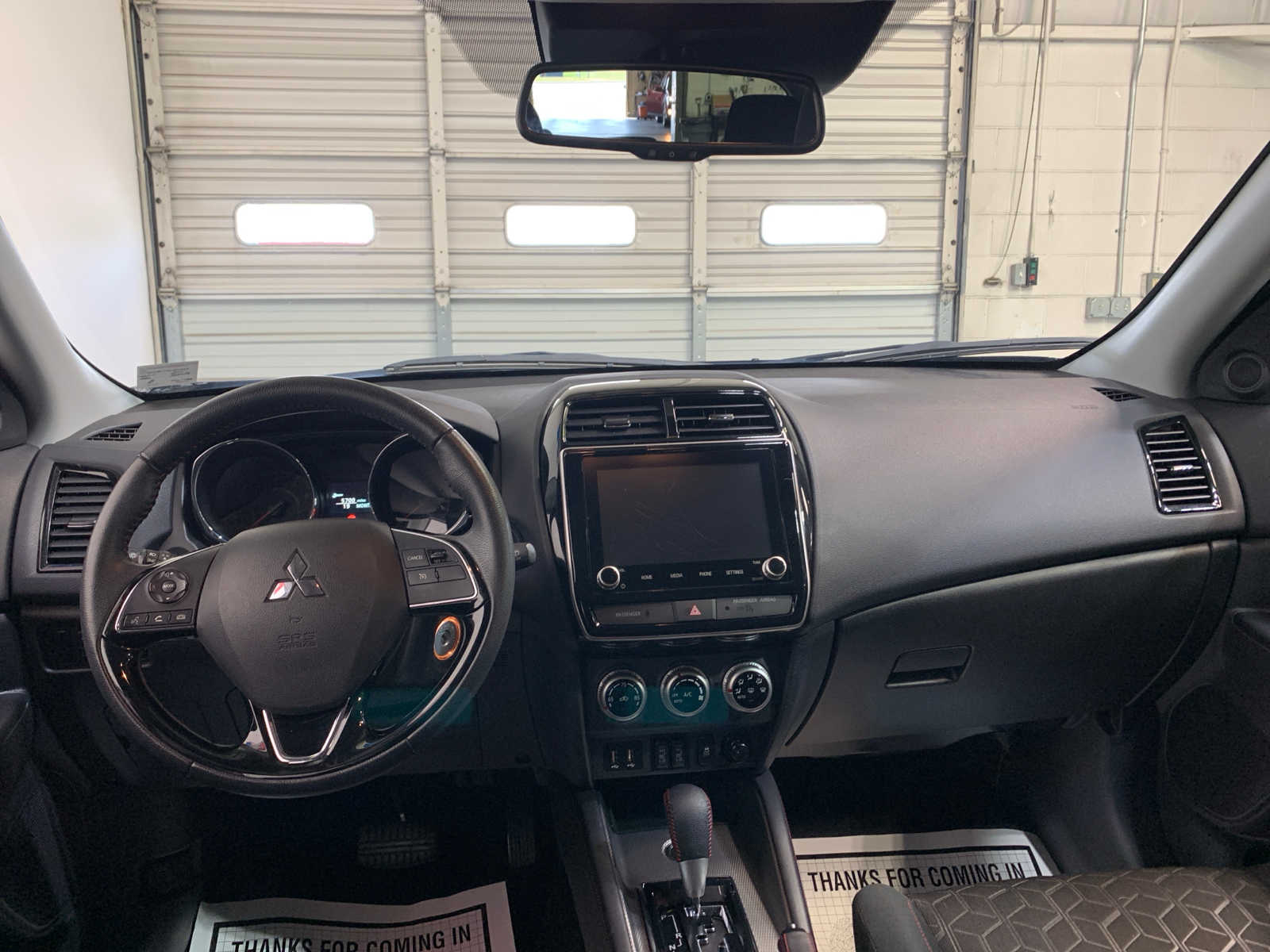 2024 Mitsubishi Outlander Sport LE photo 4