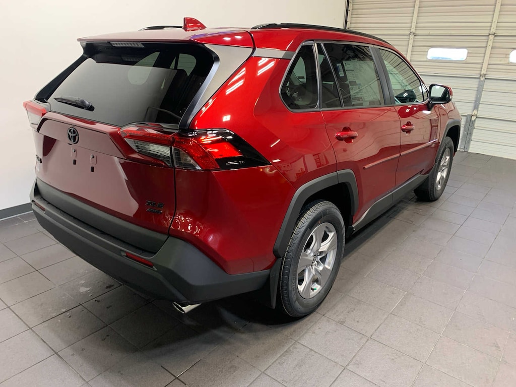 New 2025 Toyota RAV4 XLE SUV