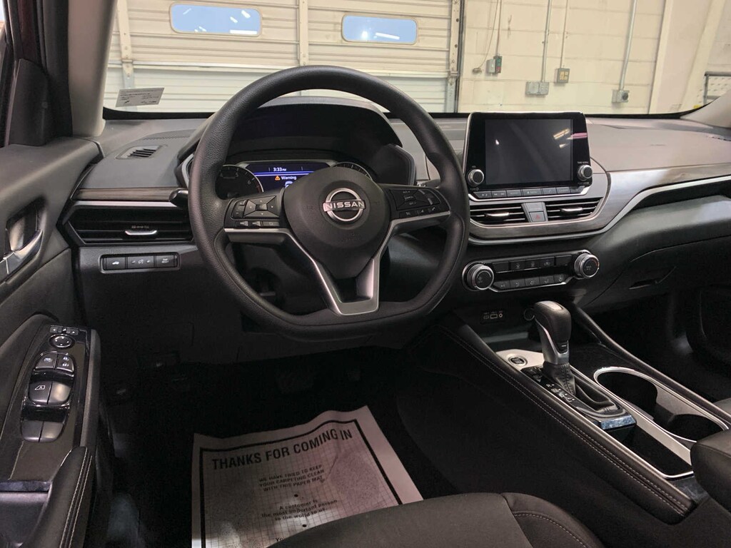 Used 2023 Nissan Altima 2.5 SV Sedan