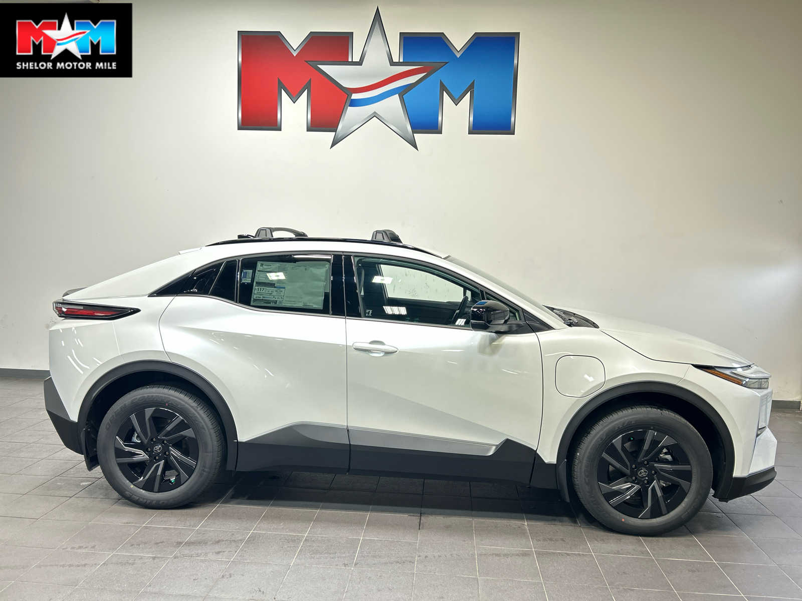 2026 Toyota C-HR SE