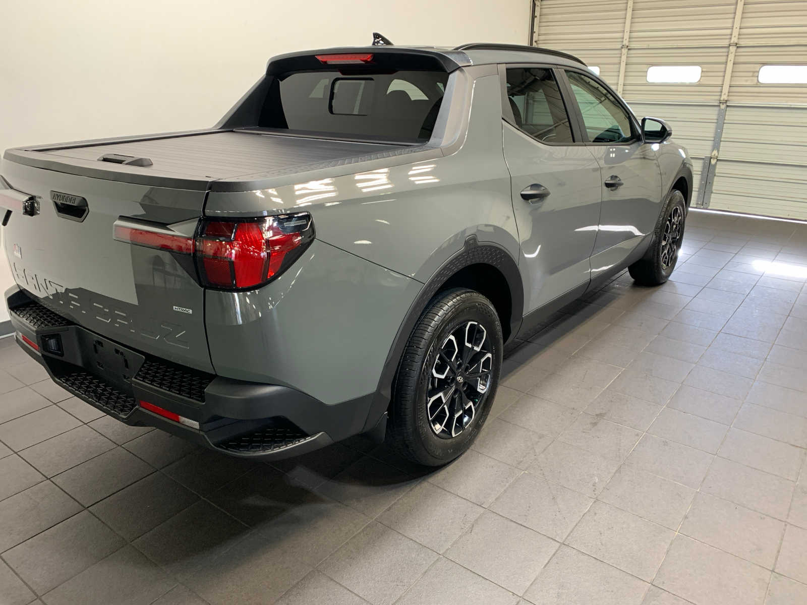 2024 Hyundai Santa Cruz SEL photo 2
