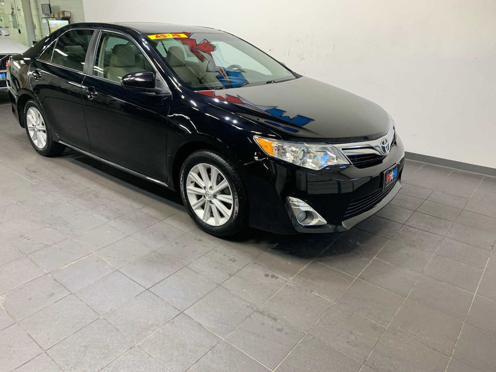 Used 2014 Toyota Camry XLE Sedan