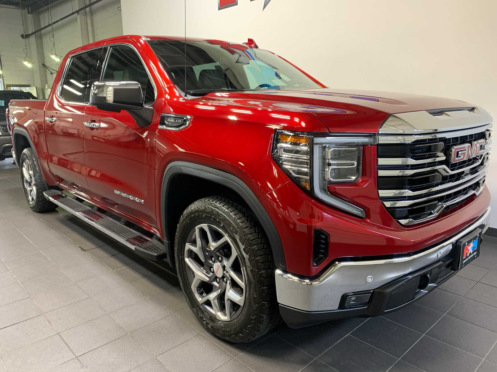2022 Gmc Sierra 1500 SLT photo 2