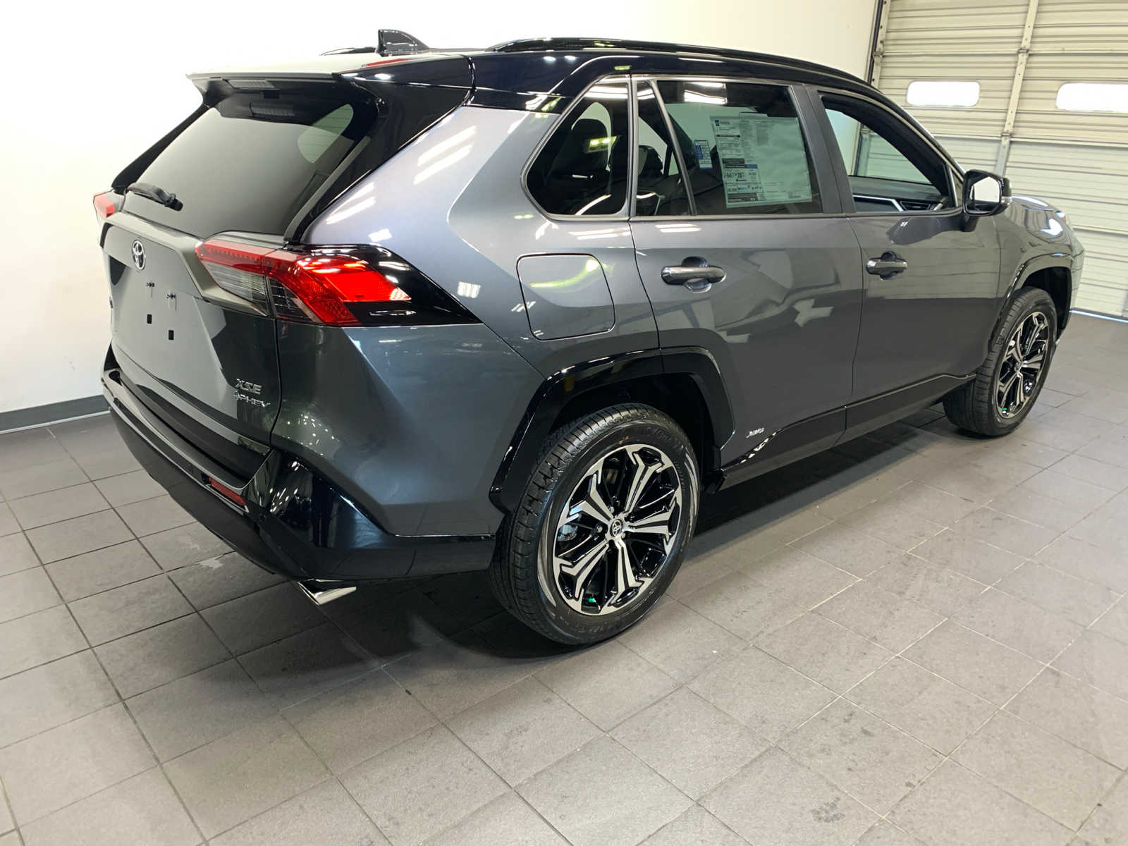 2025 Toyota RAV4 Prime XSE Premium photo 3